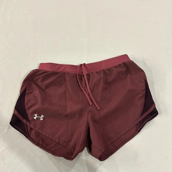 Under Armour women’s‎ running workout shorts lined built in brief small EUC - Picture 1 of 3